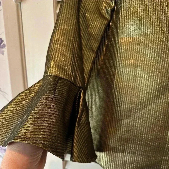 BCBGMaxAzria Metallic Gold Top in Size Small - Picture 2 of 6